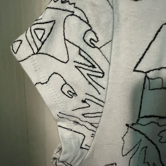 Embroidered Tee - Picture 5 of 6